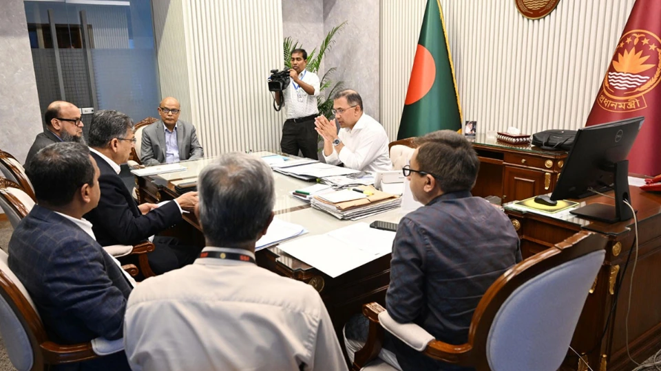 গুলশান-বনানী-বারিধারা লেকের উন্নয়নে বিশেষ রূপরেখা: প্রধানমন্ত্রীর সভাপতিত্বে উচ্চপর্যায়ের বৈঠক